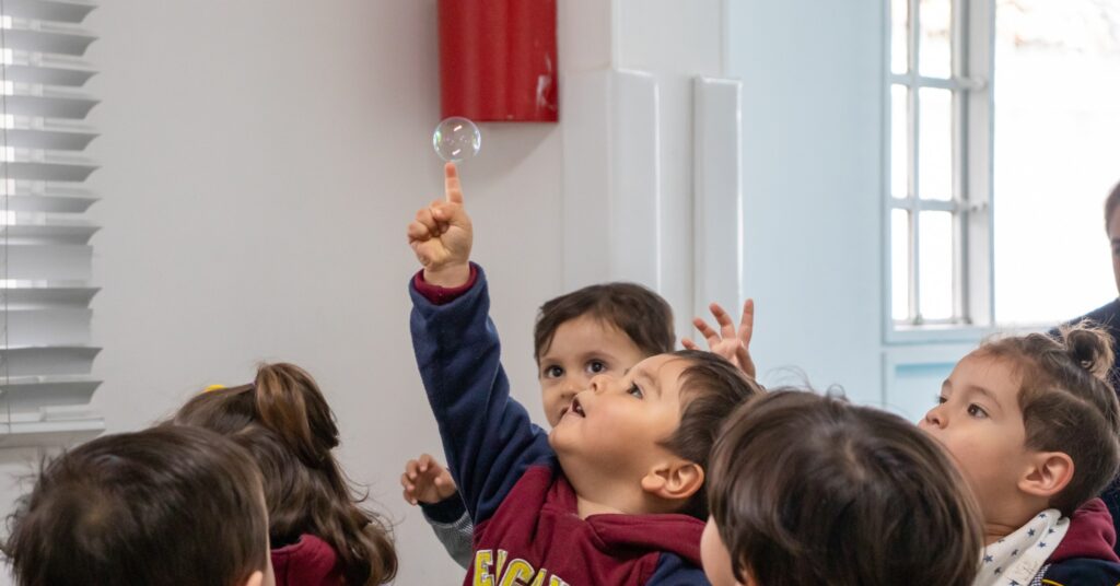 Pequeños Encantos Jardín Infantil (Bogotá)