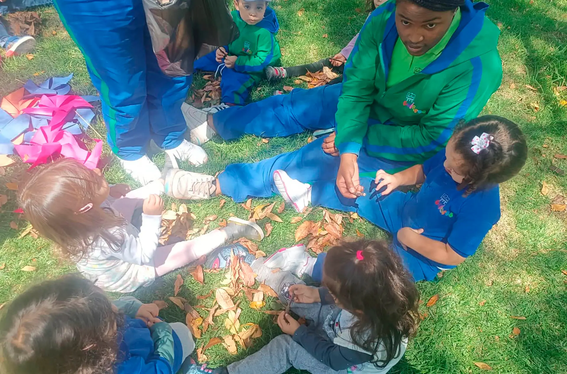 Hilos de Colores Jardín Infantil (Bogotá)