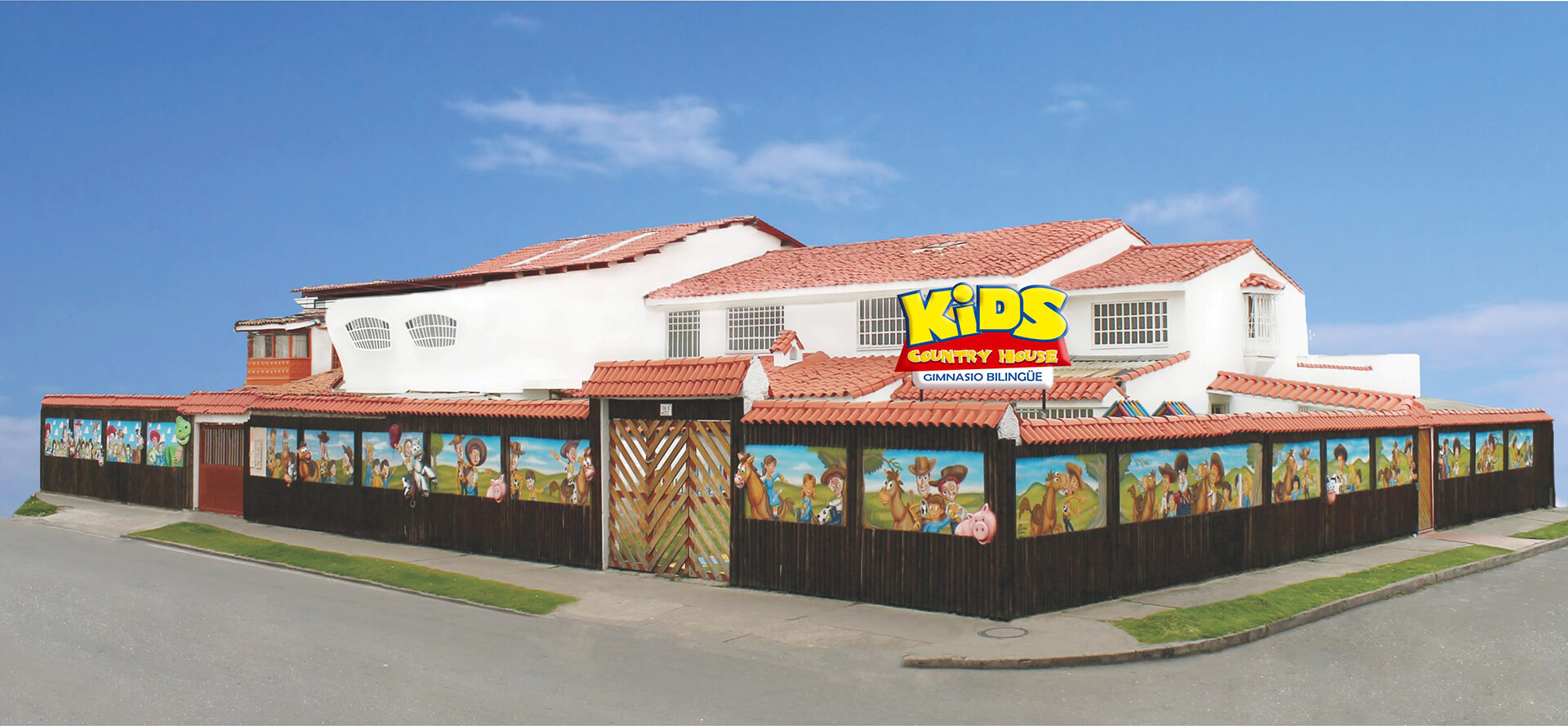 Bilingual Preschool Kids Country House (Bogotá)